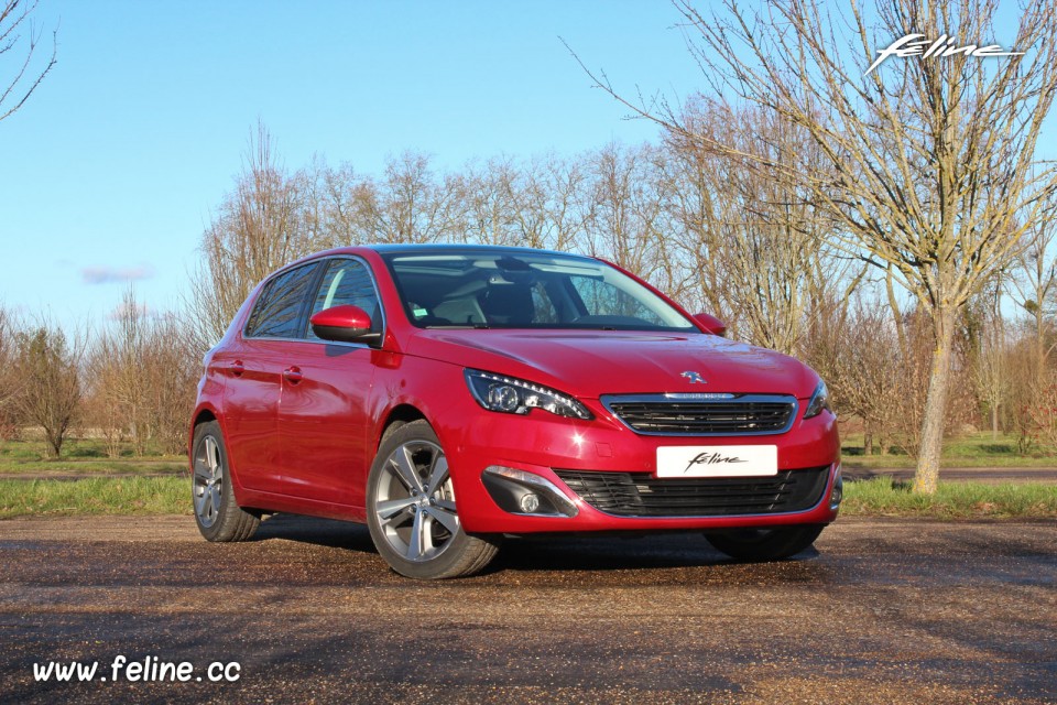 Photo Essai Peugeot 308 II Allure Rouge Rubi - 1.6 THP 125 ch BVM6 - 3-020