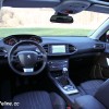 Photo intérieur iCockpit Peugeot 308 II Allure Rouge Rubi - 1.6 THP 125 ch BVM6 - 3-052