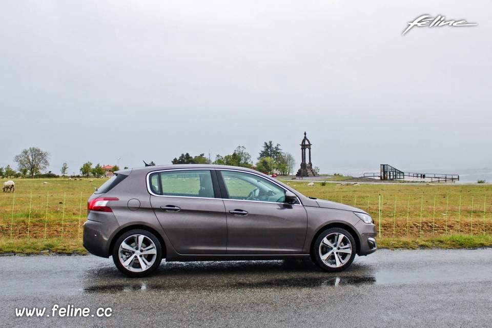 Photo profil Peugeot 308 II Allure Gris Moka - 1.2 e-THP 130 ch