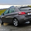 Photo 3/4 arrière Peugeot 308 II Allure Gris Moka - 1.2 e-THP 1