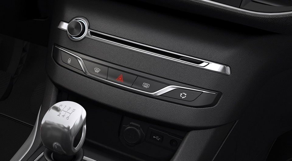 Lecteur CD, pushs tableau de bord et prises USB / AUX / 12V Peugeot 308 II - 1-022