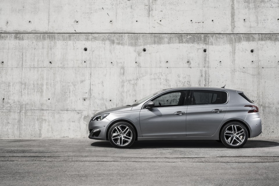 Photo profil Peugeot 308 II - 2-045