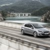 Photo 3/4 avant dynamique Peugeot 308 II Féline Gris Artense - 2-086