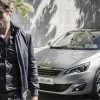 Photo lifestyle homme Peugeot 308 II - 2-118