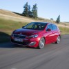 Photo 3/4 avant Peugeot 308 II Allure Rouge Rubi