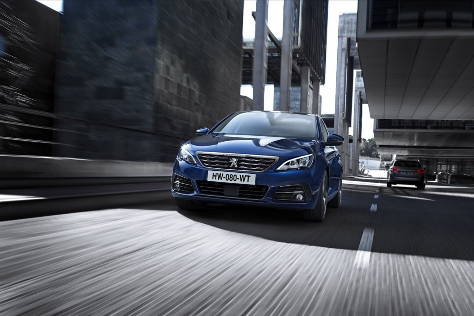 Photo officielle Peugeot 308 Allure restylée (2017)