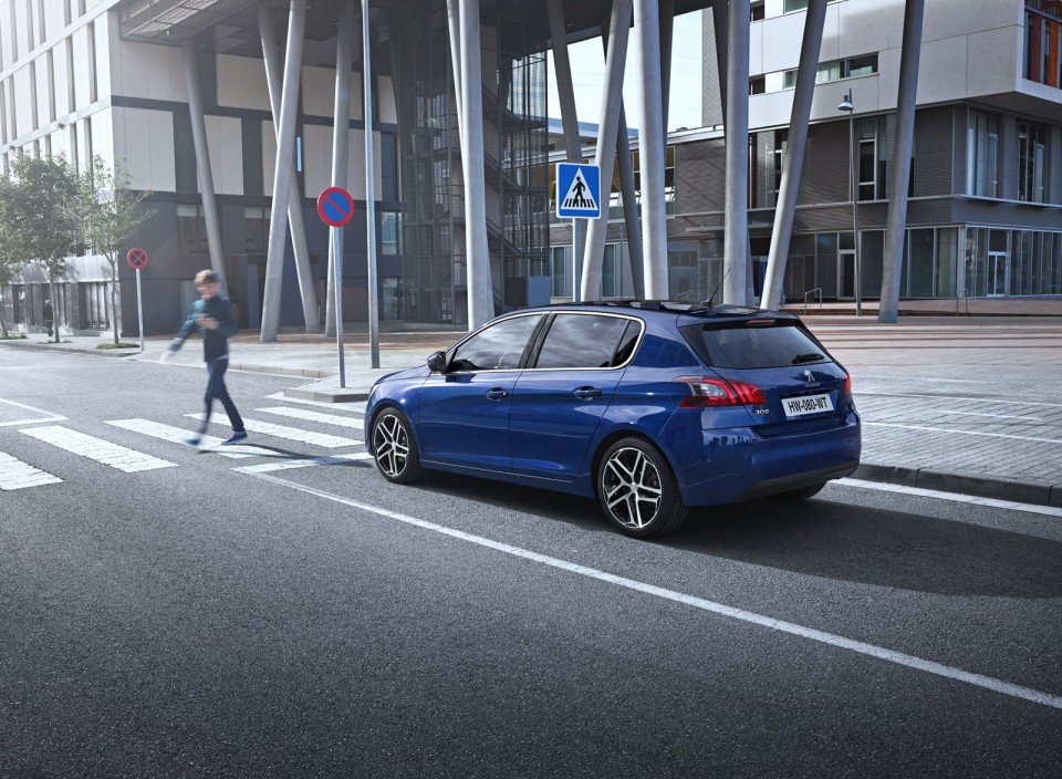 Photo officielle Peugeot 308 Allure restylée (2017)