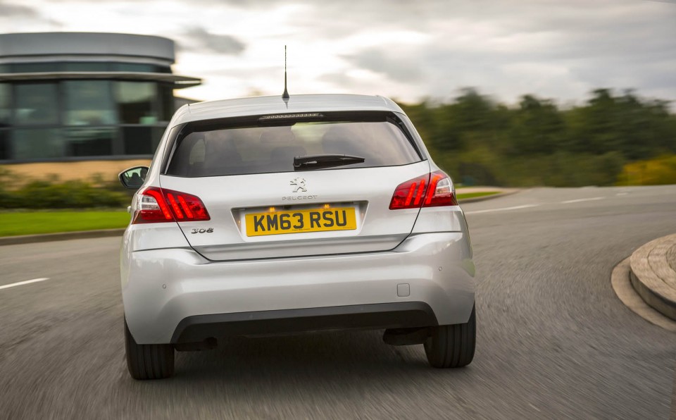 Photo officielle Peugeot 308 II Allure Gris Aluminium (UK)