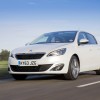 Photo officielle Peugeot 308 II Féline Blanc Nacré (UK)