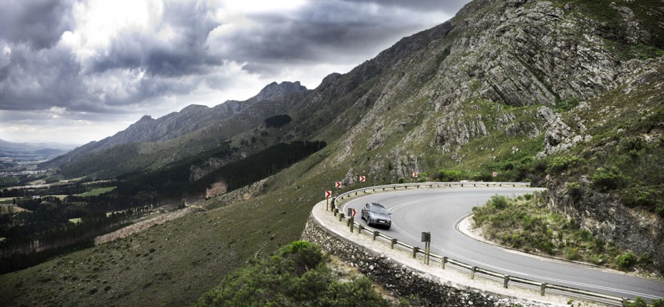 Photo officielle Peugeot 4008 I Gris Titanium - 2-024