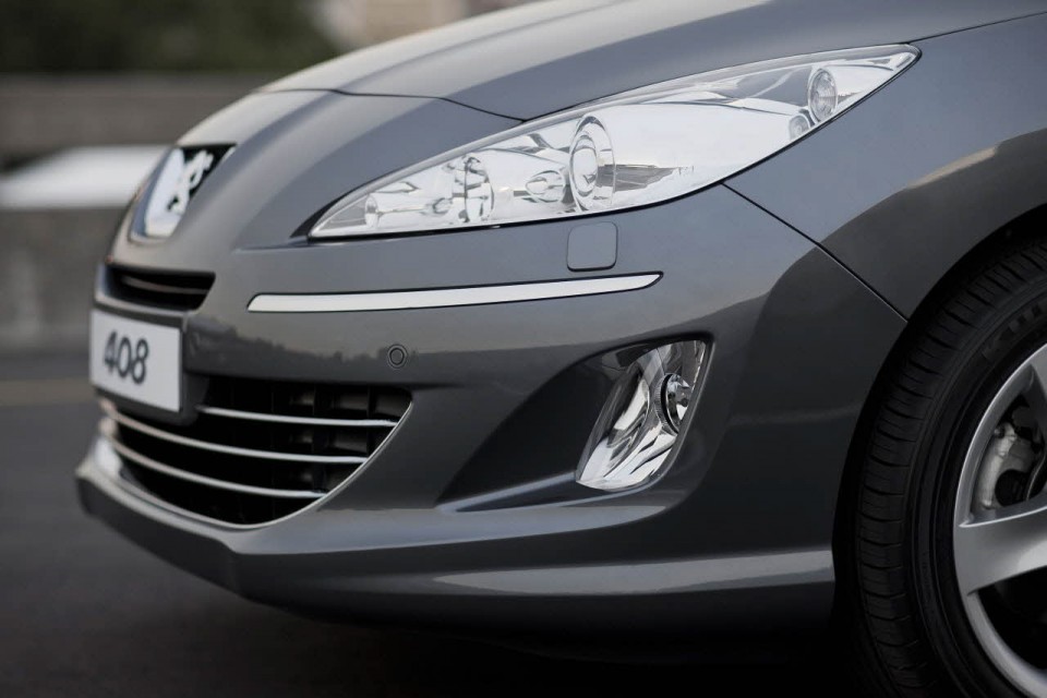 Photo anti brouillard avant Peugeot 408 I phase 1 (2010)
