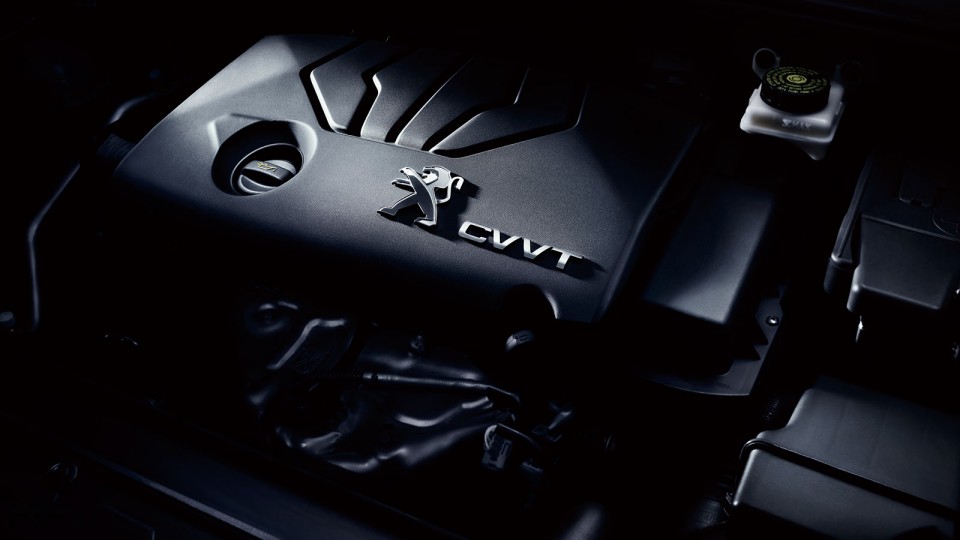 Photo moteur essence CVVT Peugeot 408 I phase 2 (2013)
