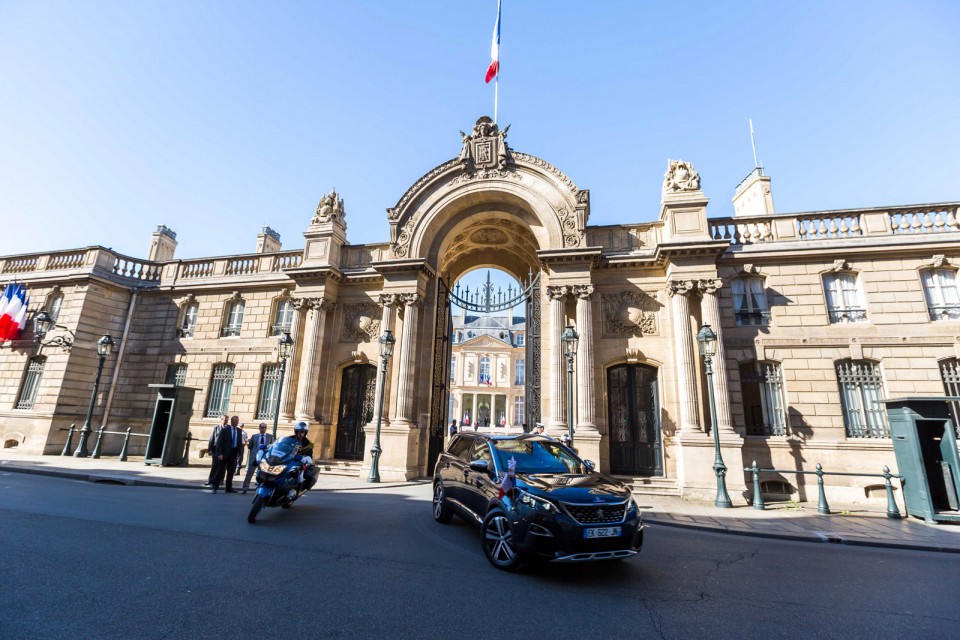 Photo officielle Peugeot 5008 RF République Française (2017)