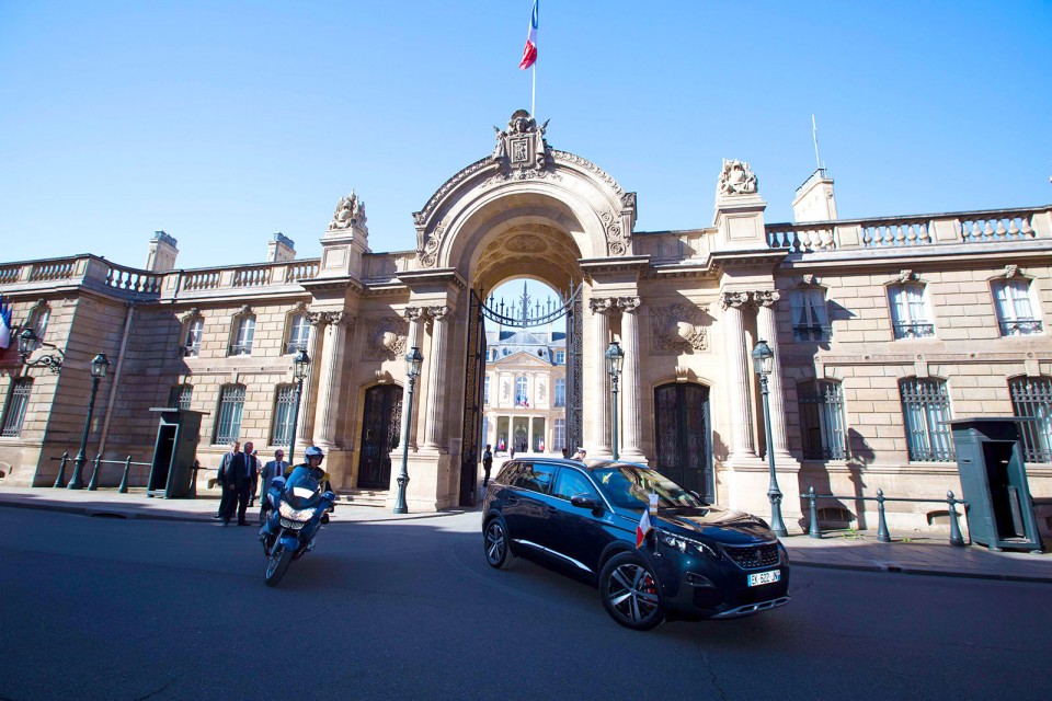 Photo officielle Peugeot 5008 RF République Française (2017)