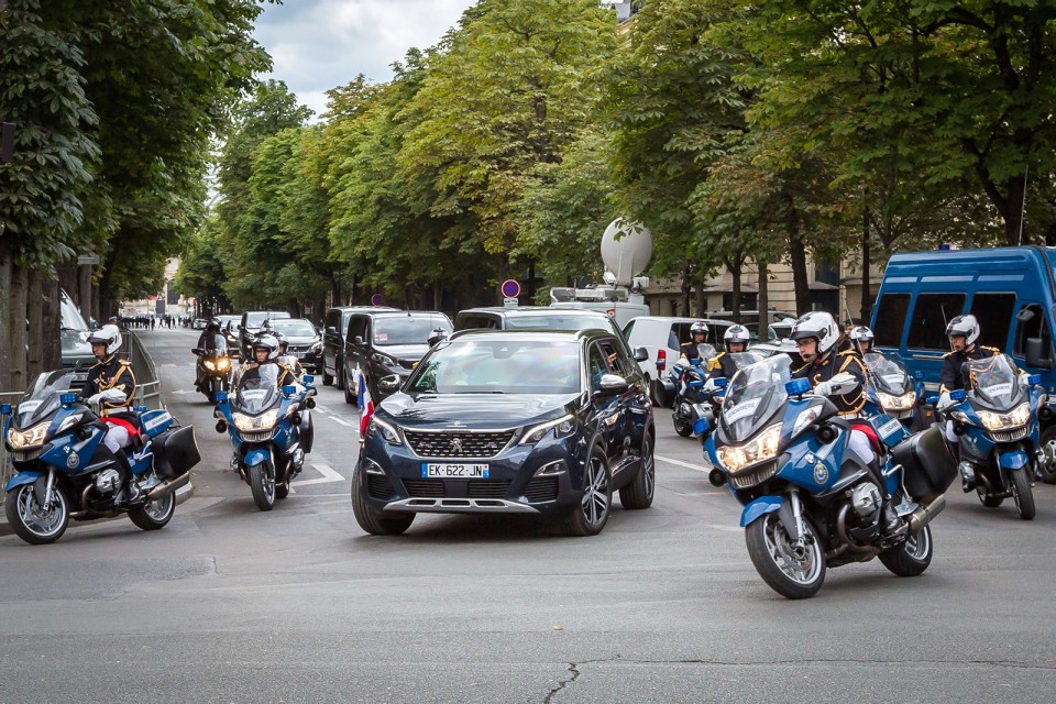 Photo officielle Peugeot 5008 RF République Française (2017)