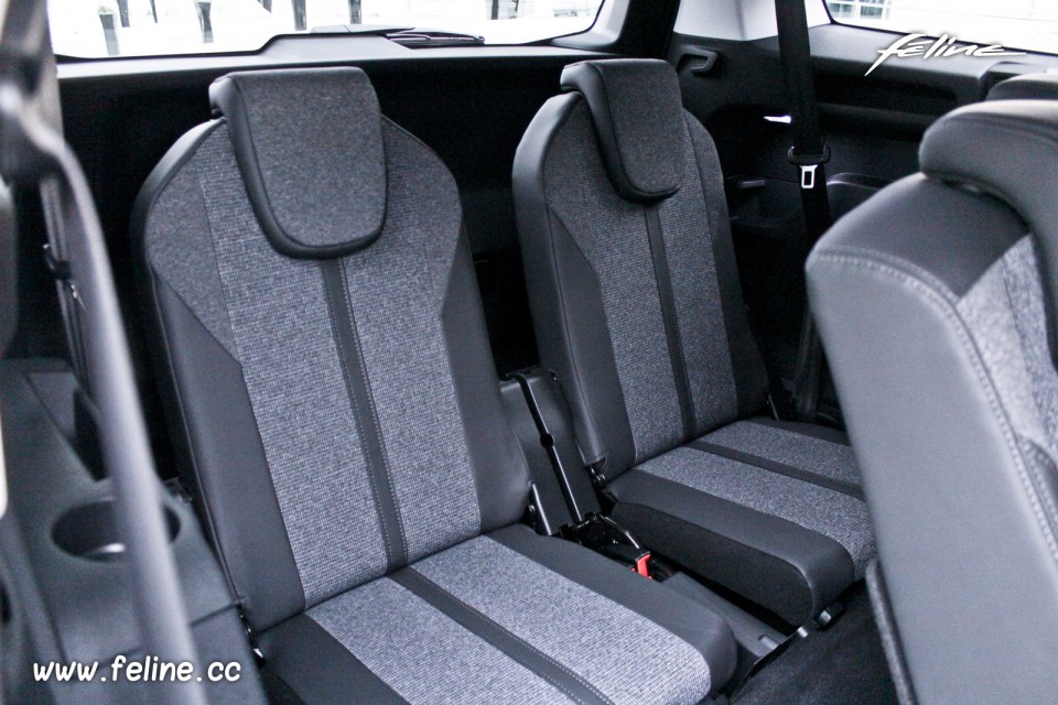 Photo sièges escamotables nouvelle Peugeot 5008 II (2017)