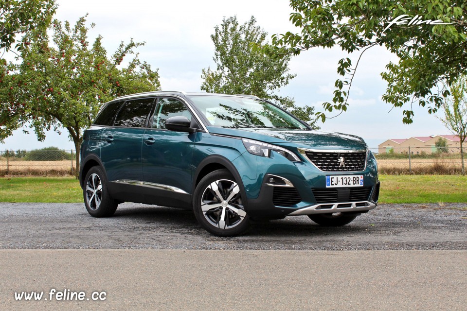 Photo 3/4 avant nouveau Peugeot 5008 II Allure BlueHDi 120 EAT6