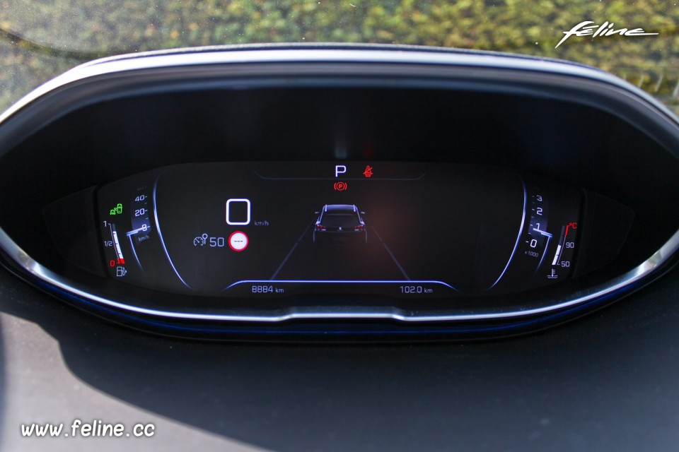 Photo ADAS combiné digital i-Cockpit nouveau Peugeot 5008 II Al