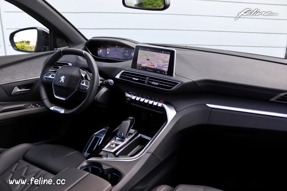 Photo intérieur cuir Peugeot 5008 II GT Line PureTech 180 EAT8