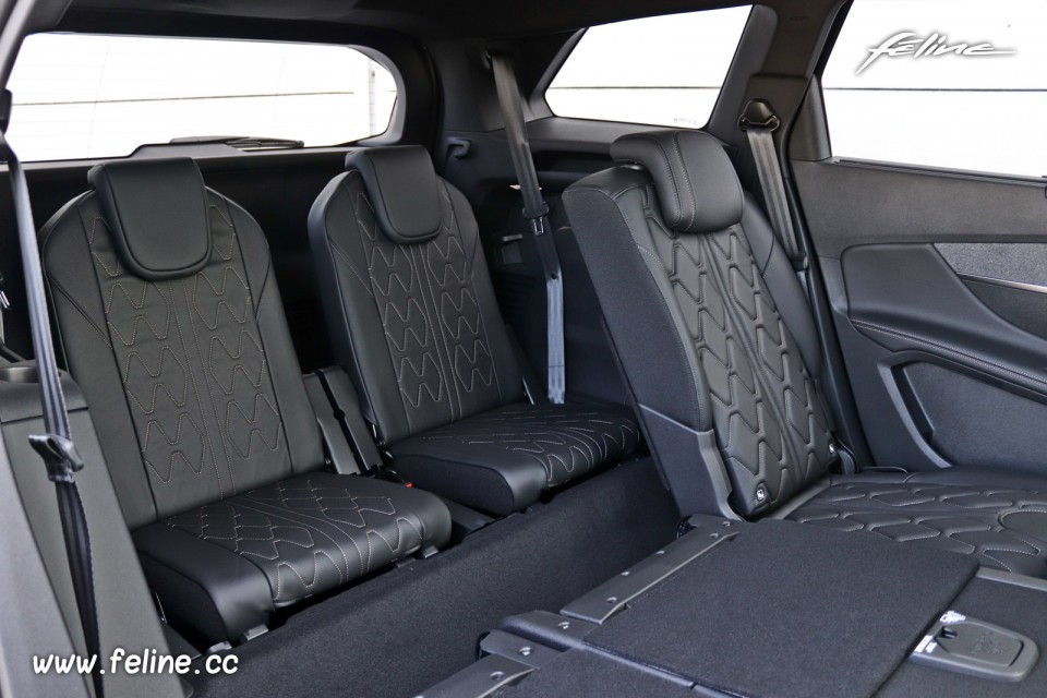 Photo sièges escamotables arrière Peugeot 5008 II GT Line Pure