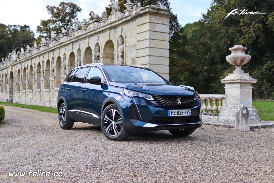 Photo Peugeot 5008 II restylée GT BlueHDi 180 (2020)