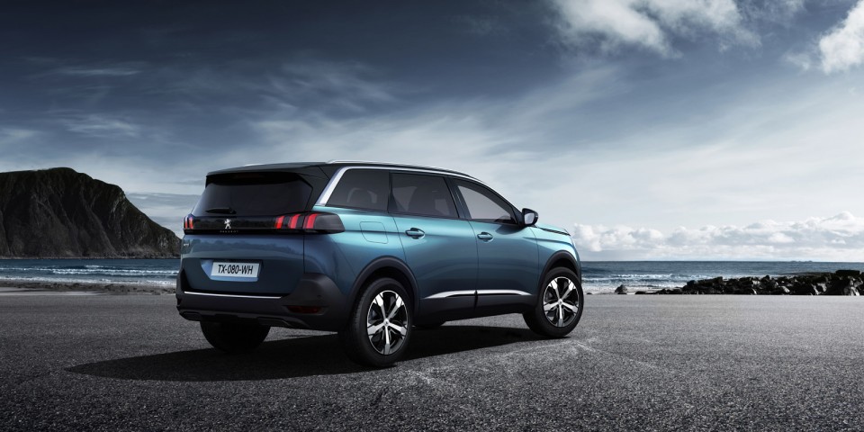 Photo officielle Peugeot 5008 II (2017)