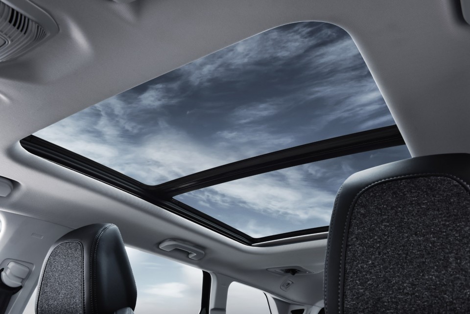 Photo toit ouvrant panoramique verre Peugeot 5008 II (2017)