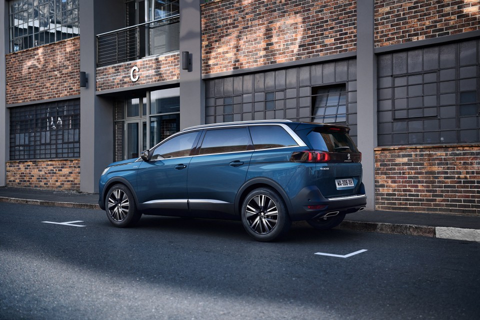 Photo officielle Peugeot 5008 II restylée (2020)