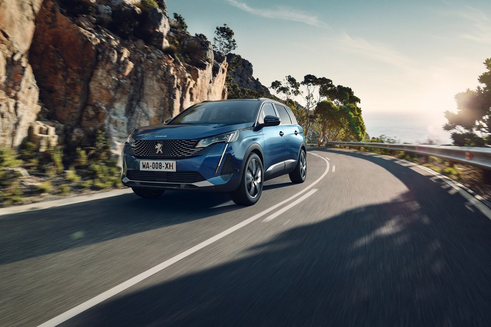 Photo route Peugeot 5008 II restylée (2020)
