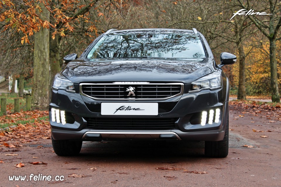 Photo essai Peugeot 508 RXH I phase 2 Gris Haria 2.0 HDi HYbrid4