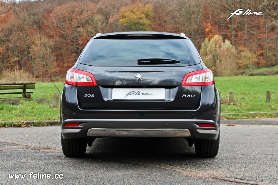 Photo essai Peugeot 508 RXH I phase 2 Gris Haria 2.0 HDi HYbrid4