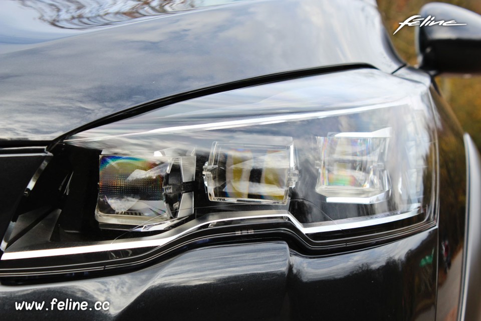 Photo phare avant Full LED Peugeot 508 RXH I phase 2 Gris Haria