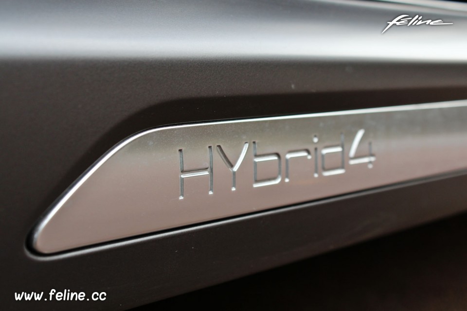 Photo insert chromé HYbrid4 Peugeot 508 RXH I phase 2 Gris Hari