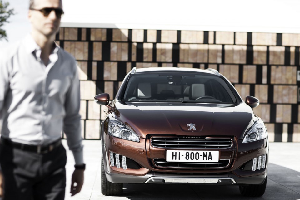 Photo officielle Peugeot 508 RXH I Brun Calern - 1-025