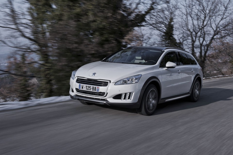Photo officielle Peugeot 508 RXH I Blanc Nacré - 2-030