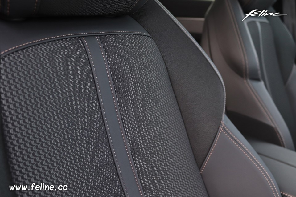 Photo détail siège tissu TEP Peugeot 508 SW II GT Line (2019)