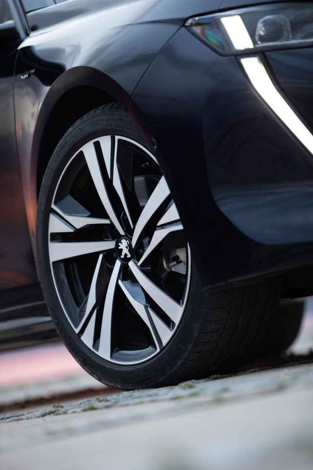 Photo officielle Peugeot 508 SW GT Dark Blue - Essais presse 201