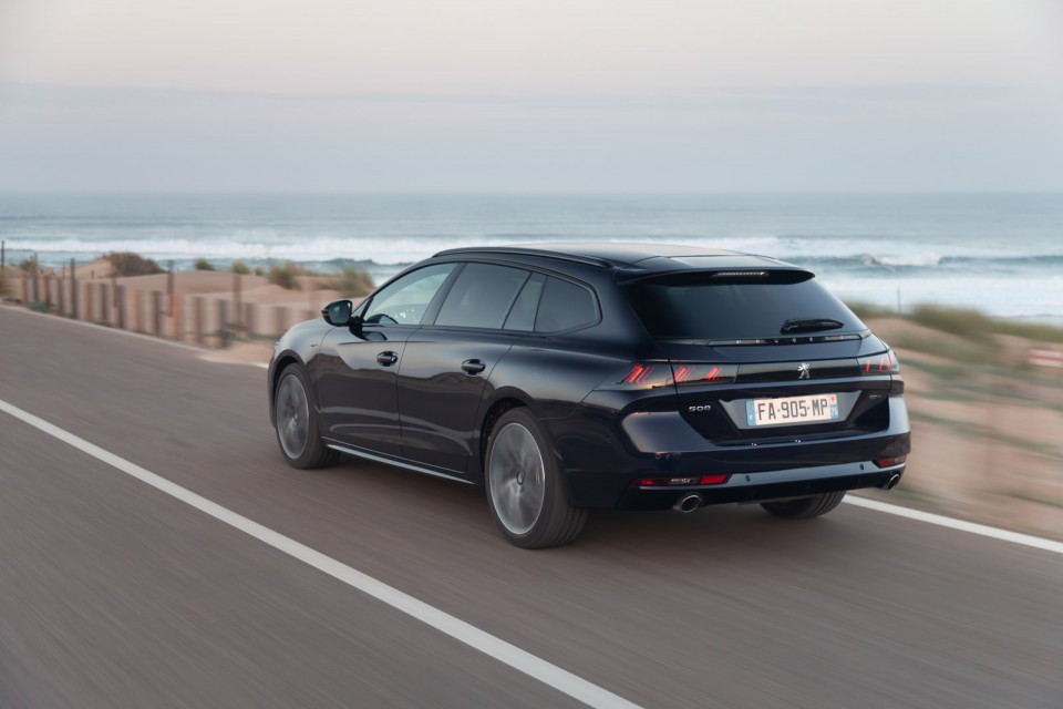 Photo officielle Peugeot 508 SW GT Dark Blue - Essais presse 201