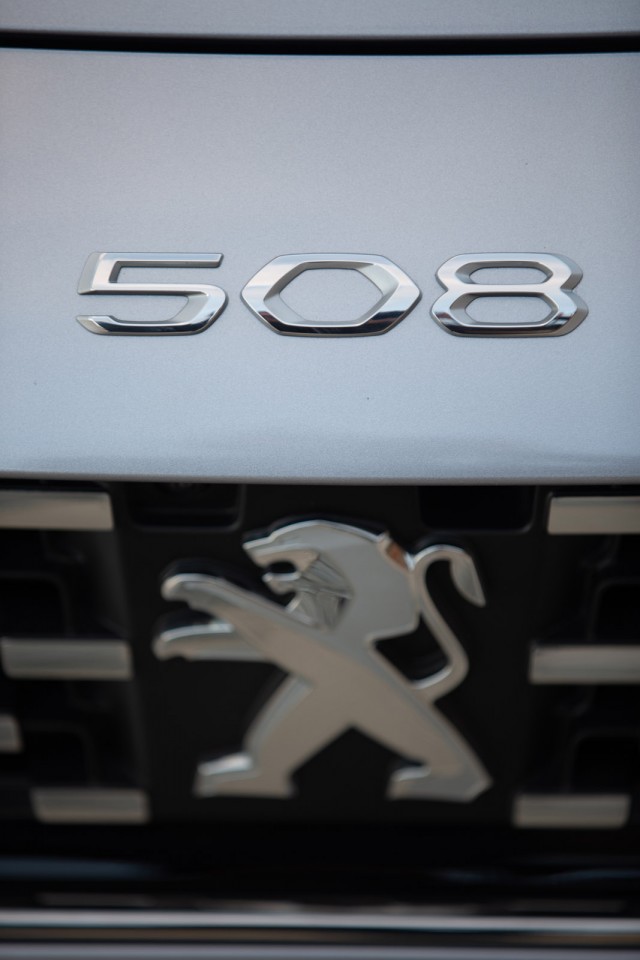 Photo officielle Peugeot 508 SW GT Line Gris Artense - Essais pr