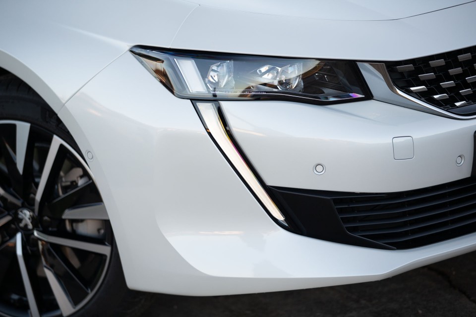 Photo Peugeot 508 II SW GT HYbrid Blanc Nacré - Essais presse 2