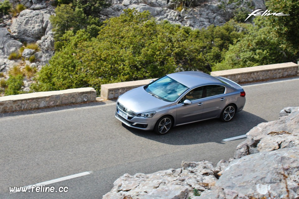 Photo essai Peugeot 508 GT restylée Gris Artense