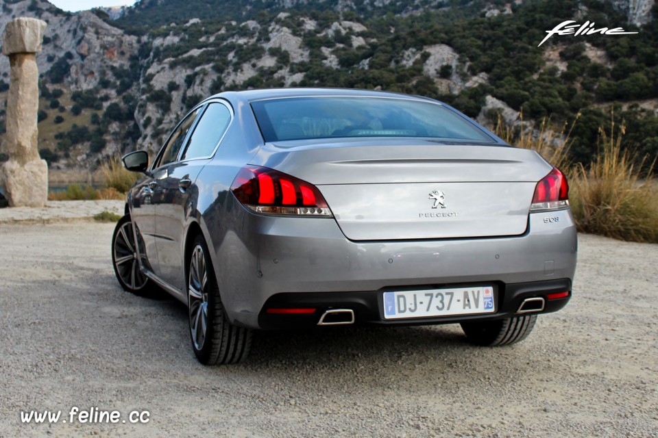 Photo essai Peugeot 508 GT restylée Gris Artense