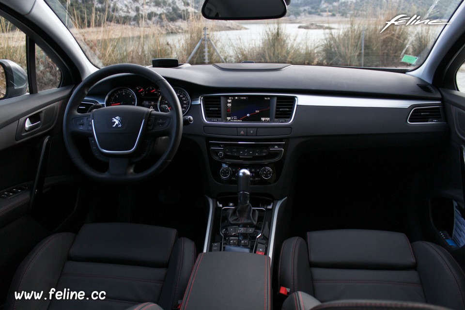 Photo intérieur Peugeot 508 GT restylée