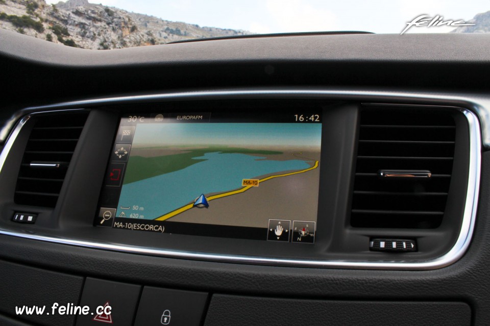 Photo Navigation GPS Peugeot 508 GT restylée