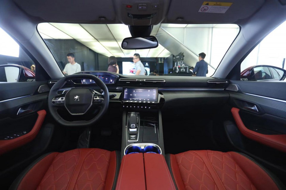 Photo intérieur i-Cockpit Peugeot 508 L Chine (2018)