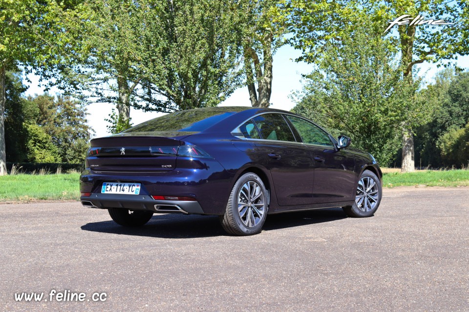 Photo 3/4 arrière Peugeot 508 II 1.5 BlueHDi 130 (2018)