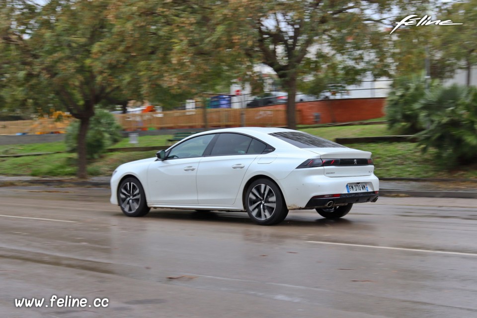 Photo essai dynamique Peugeot 508 II GT HYbrid 225 (2020)