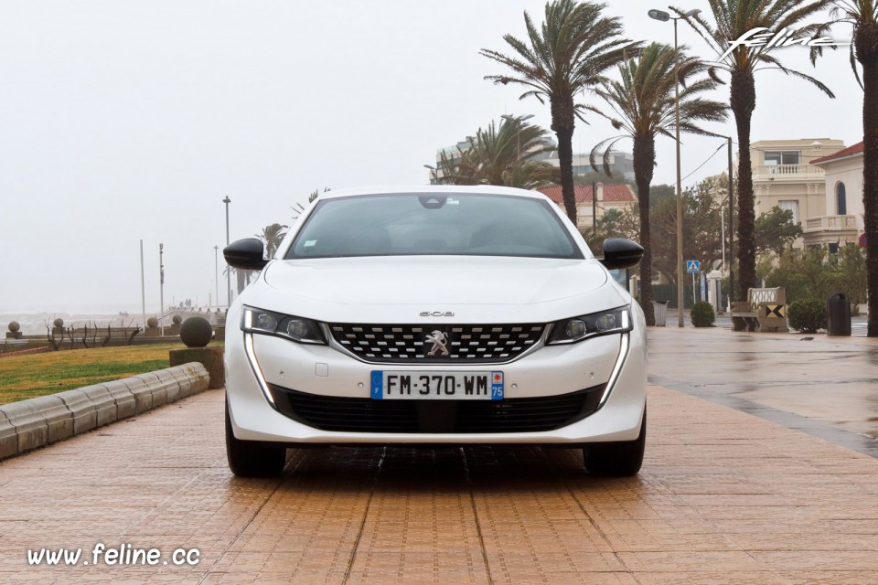 Photo face avant Peugeot 508 II GT HYbrid 225 (2020)