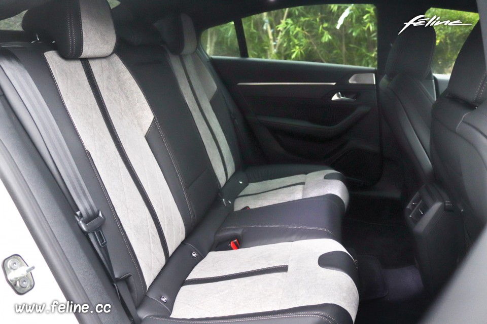 Photo banquette arrière Cuir Alcantara Peugeot 508 II GT HYbrid