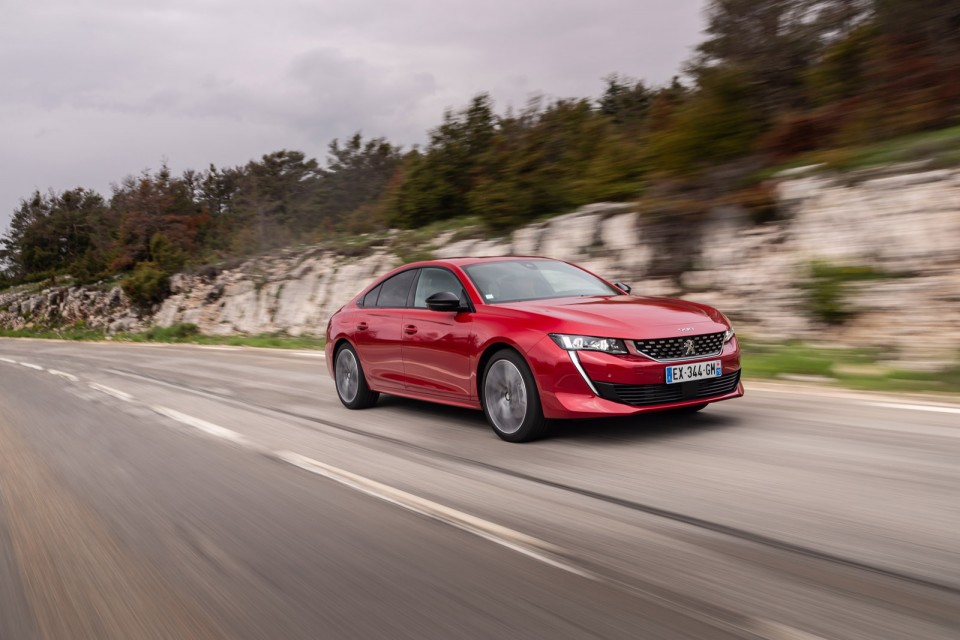 Photo officielle Peugeot 508 GT Rouge Ultimate - Essais presse 2